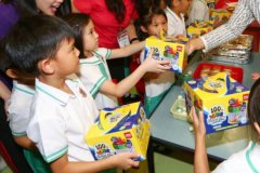 中国品牌得力频频亮相重